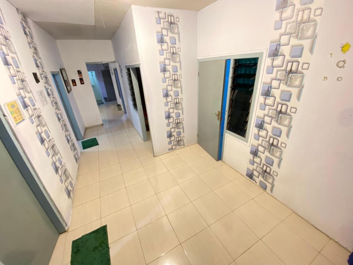 Neo Robiu & Ijen Tour Apartment Banyuwangi  Bagian luar foto